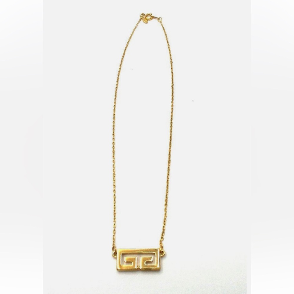Givenchy Gold-Plated Vintage Necklace – 1977 Double G Pendant • Stunning
